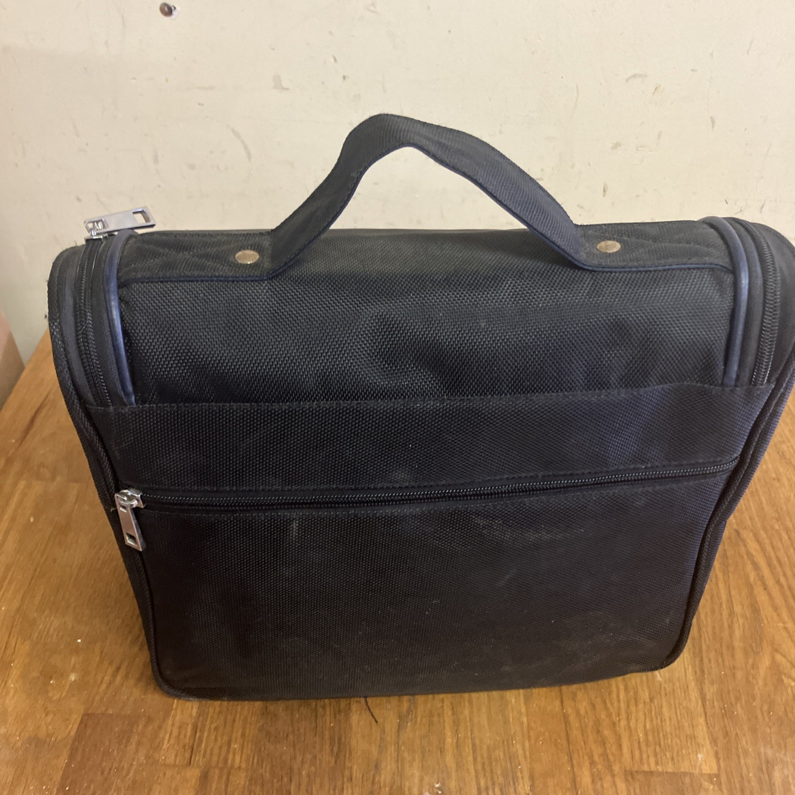 Peugeot Protect Car Cleaning Detailing Kit Bag Sponges, Glass Upholstery Used A5
