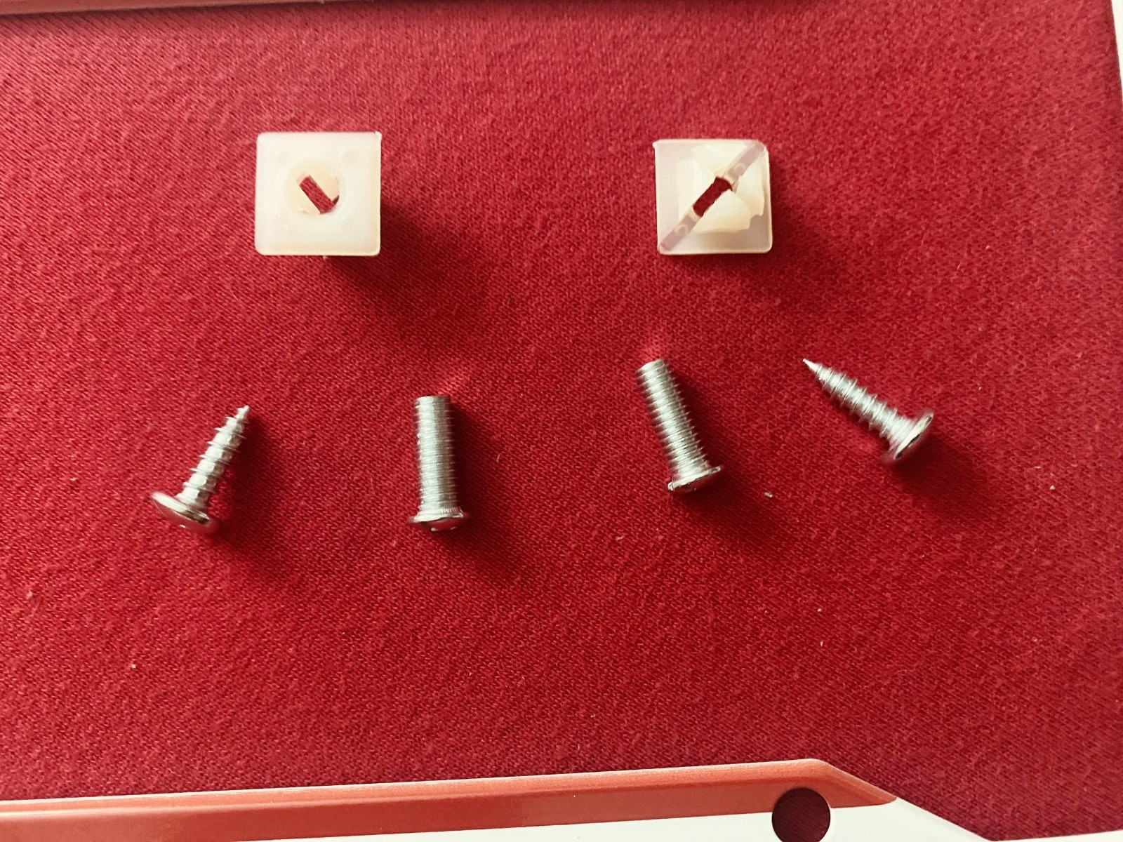 Cadillac Car Kit Tag Frame Dust Brush, Diffuser Rag Hardware & Valve Stem Caps