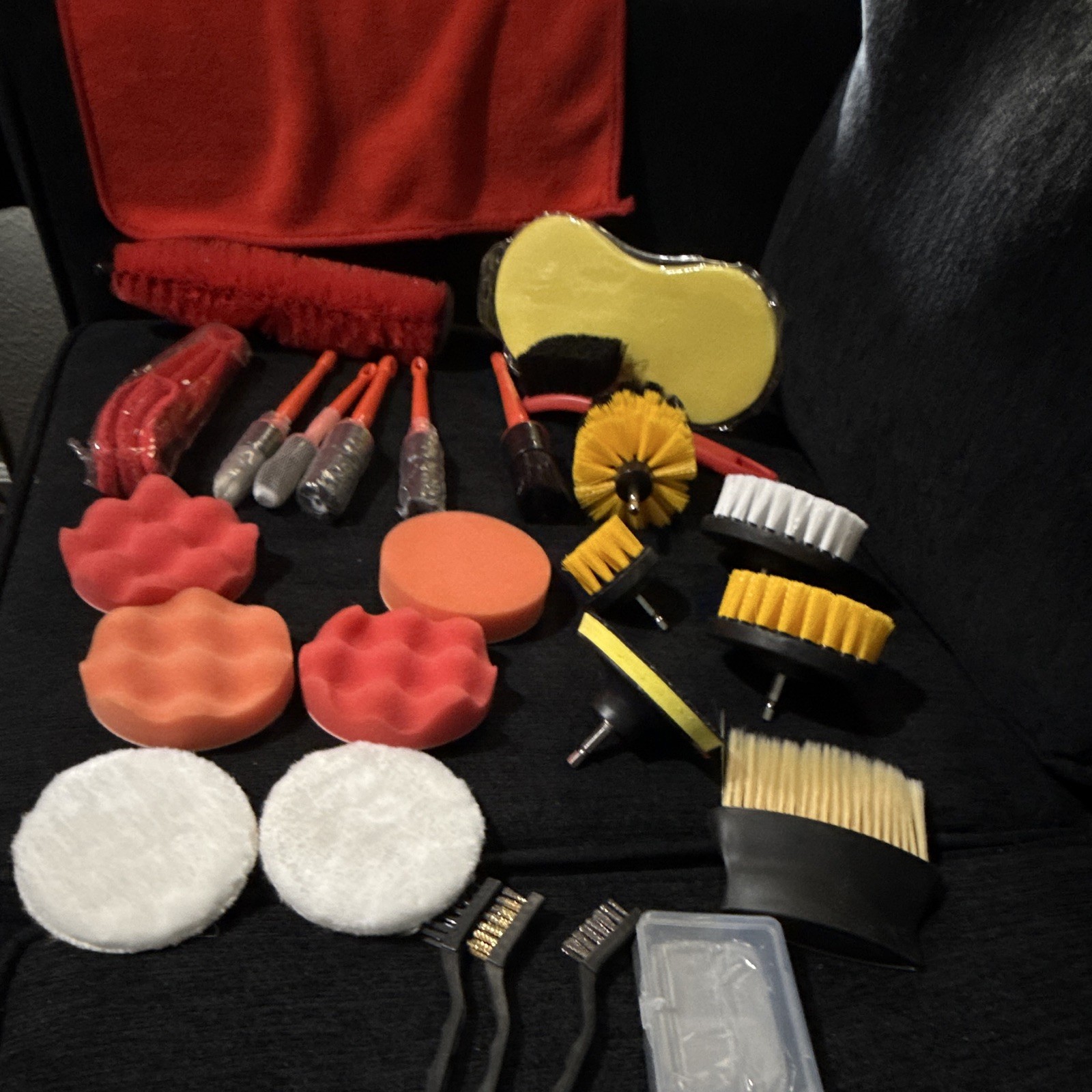 Car/Truck/Boat Cleaning-Detailing kit Rotating Brush kit with pads 26pcs New