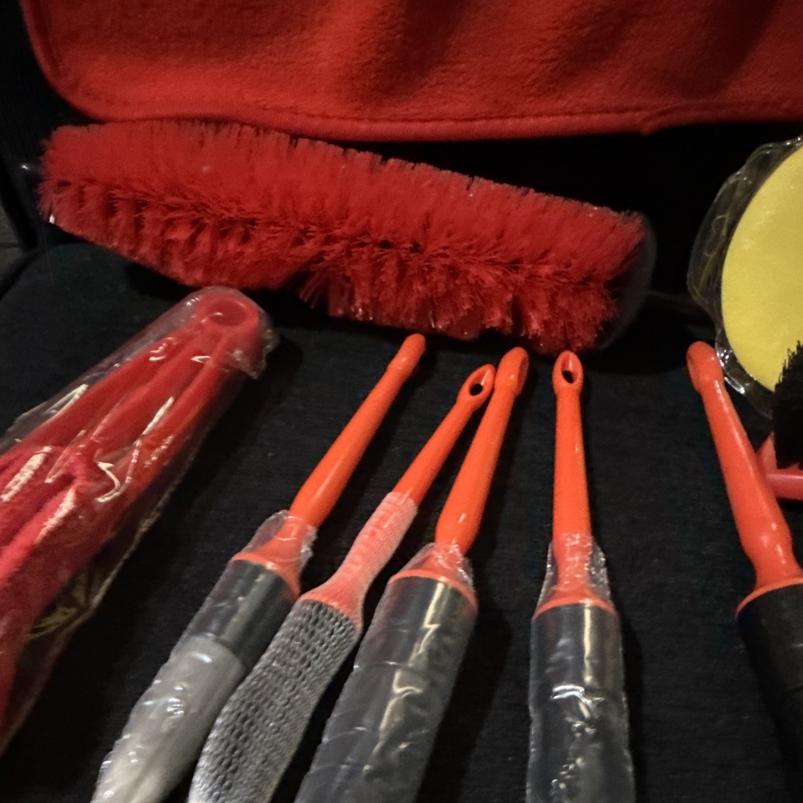 Car/Truck/Boat Cleaning-Detailing kit Rotating Brush kit with pads 26pcs New