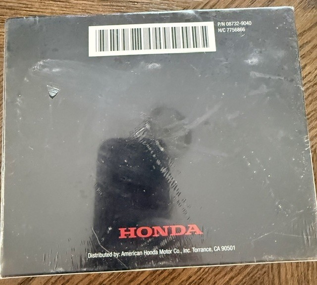 HONDA Genuine Car Care Kit in Original Packaging P/N 08732-9040