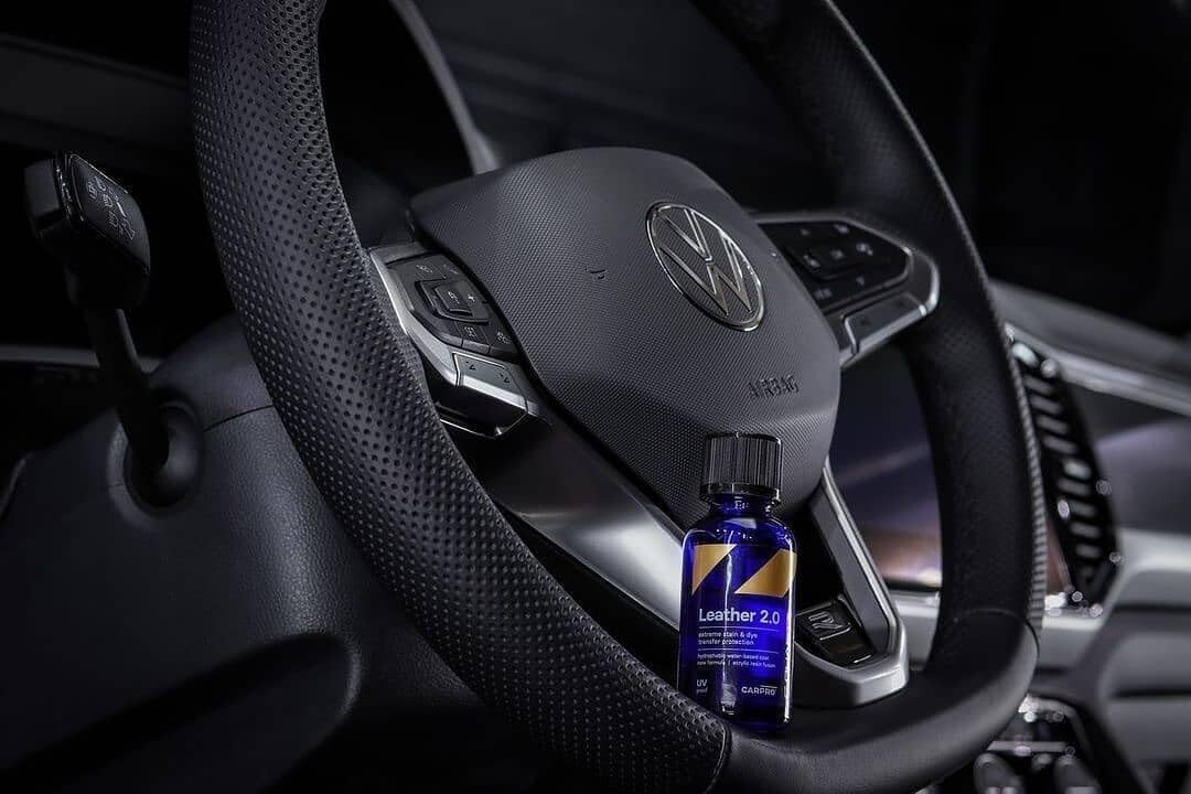 CARPRO CQUARTZ Leather 2.0 – 30mL Kit – Hydrophobic Water-Based Coat, UV Proof