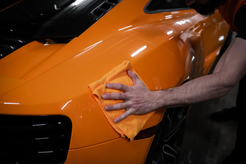McLaren Ceramic Dura Coating (500ml) + 2 Standard Micro Fiber Cloths