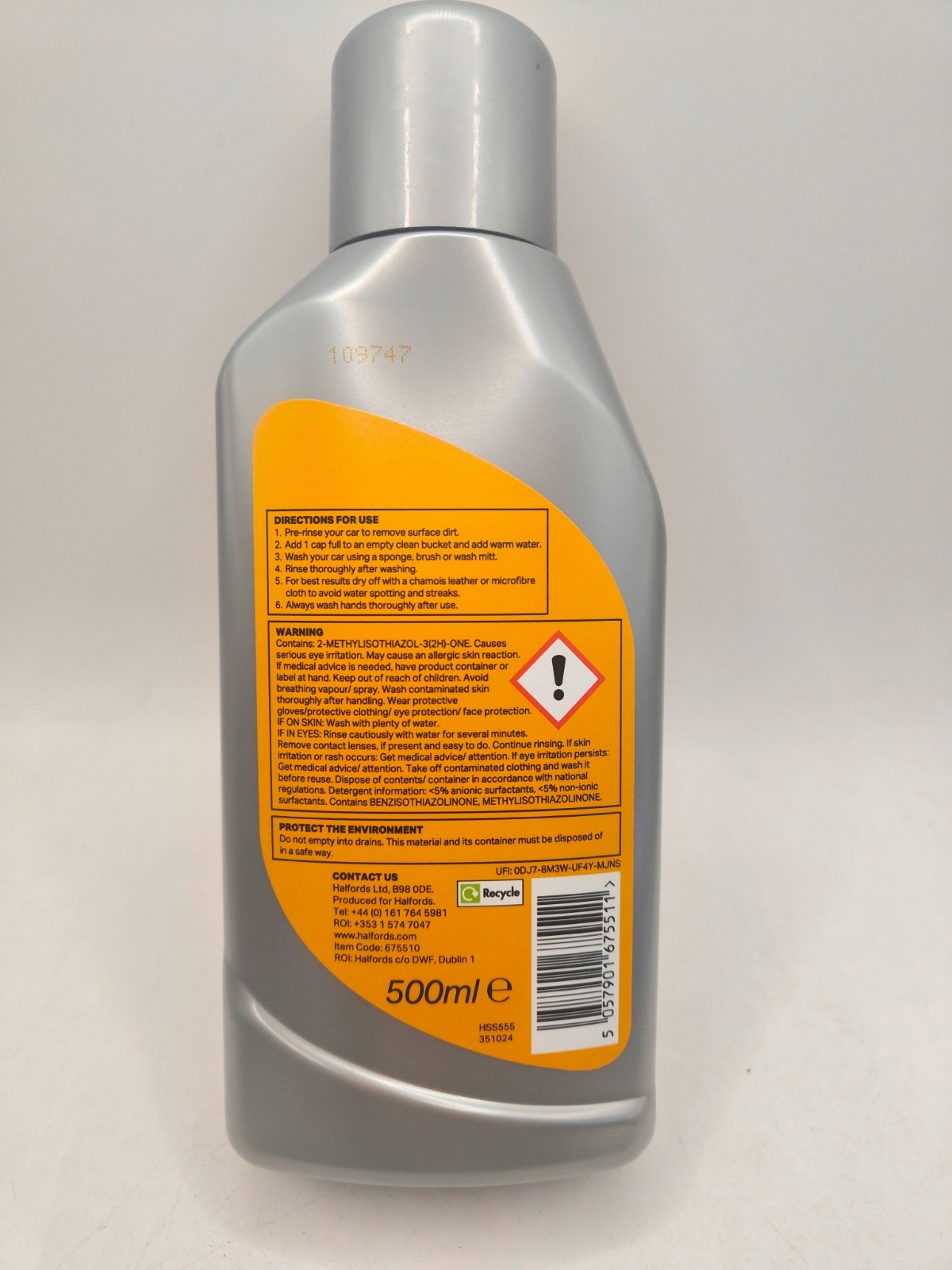 Halfords Car Wash & Wax 500ml Streak Free Formulation Removes Grime Heavy Duty