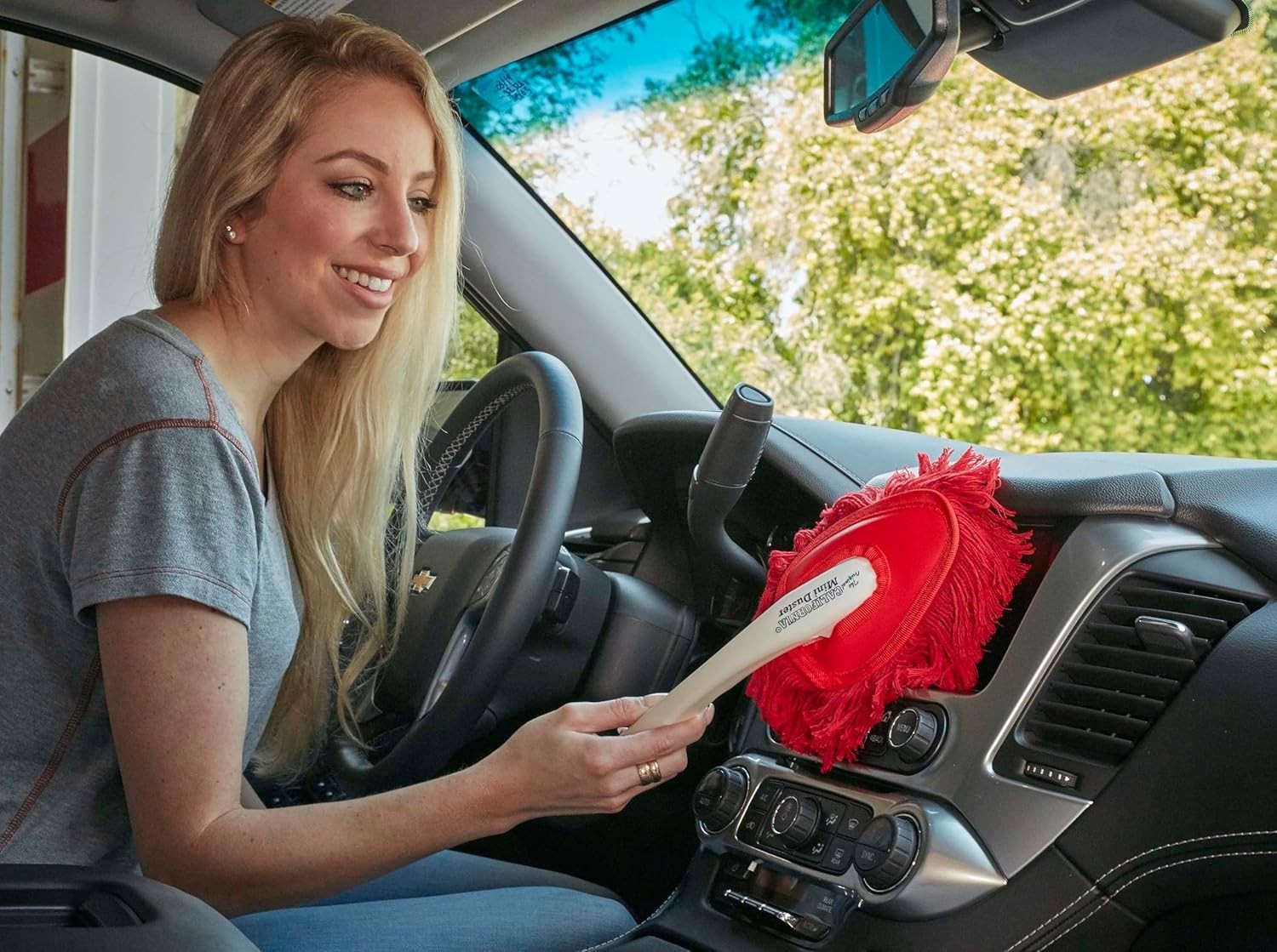 Eco-Friendly Detailing Kit with Dash Duster: Ultimate Car & Household Dust Clean