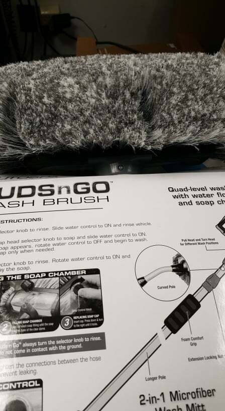 AutoSpa Suds-N-Go RV and Car Washing 4-pack Kit with Flow-Thru Extending Pole