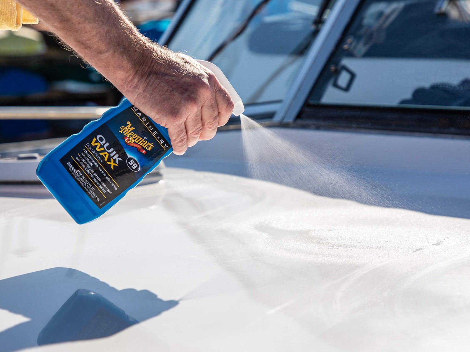 Meguiar’s M5916 Marine and RV Quik Wax Clean and Protect, Removes Water Spots an