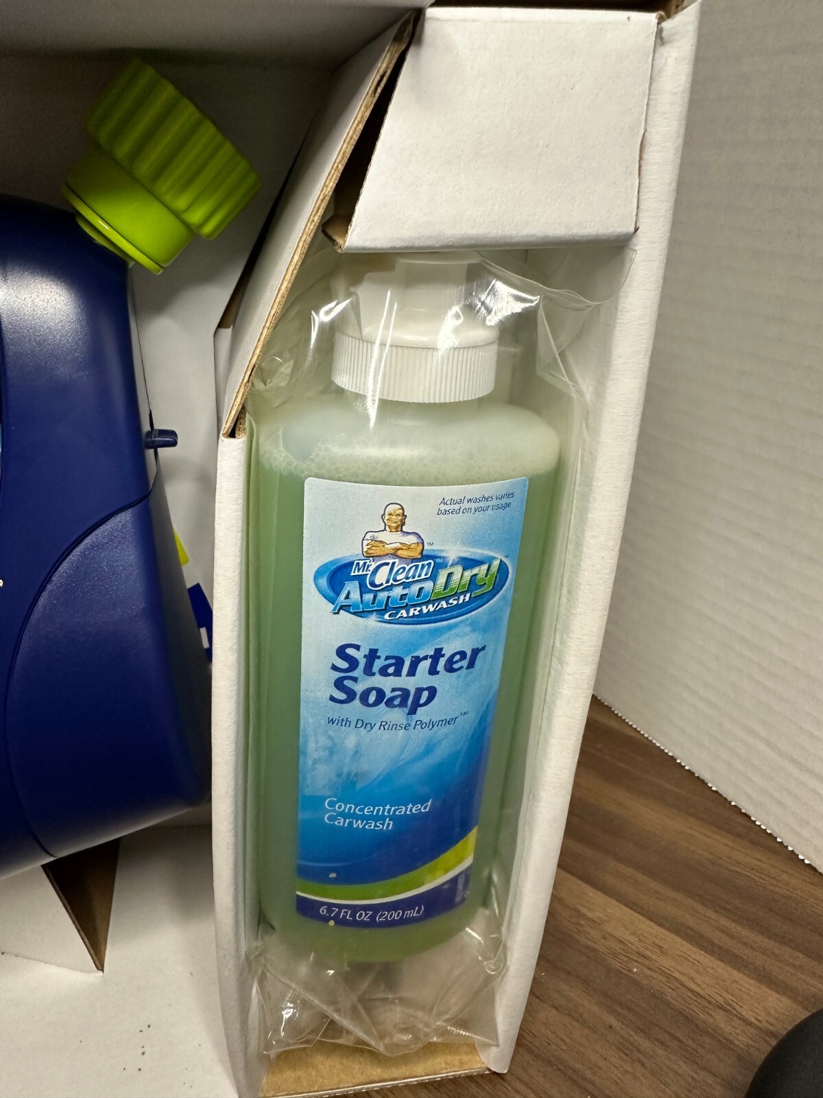 Mr. Clean AutoDry Car Wash System Starter Kit Brand New With Soap And Filter!