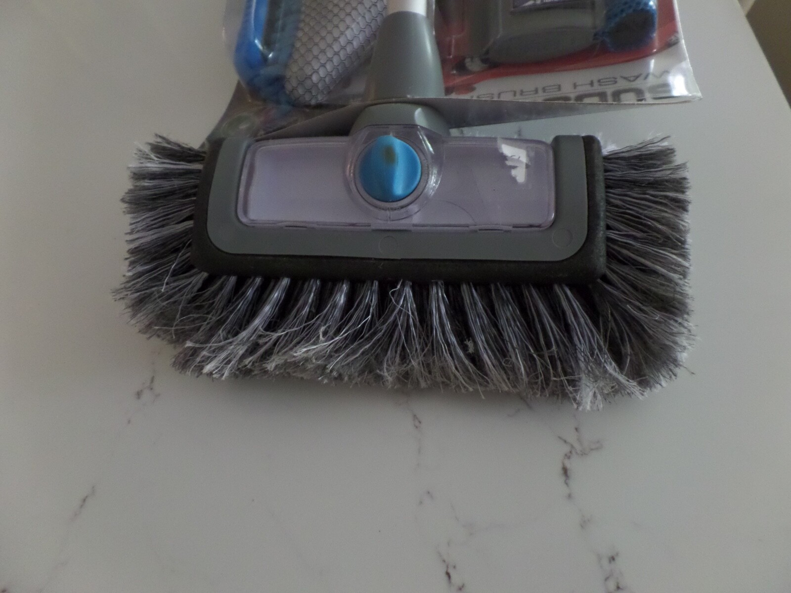 NEW AutoSpa Suds-N-Go RV and Car Washing Kit with Pole Brush Mitt & Squeegee