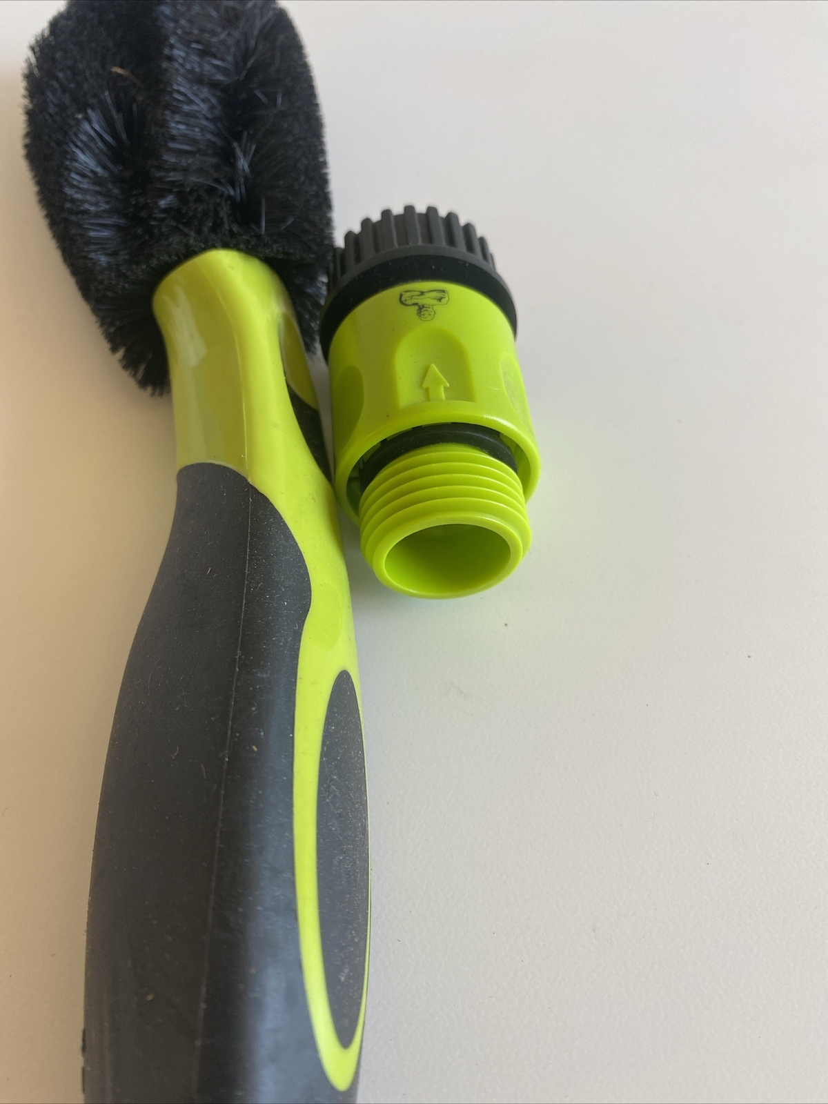 Mr. Clean Auto Dry Car Wash Water Hose Quick Connect & Clean Brush Accessory