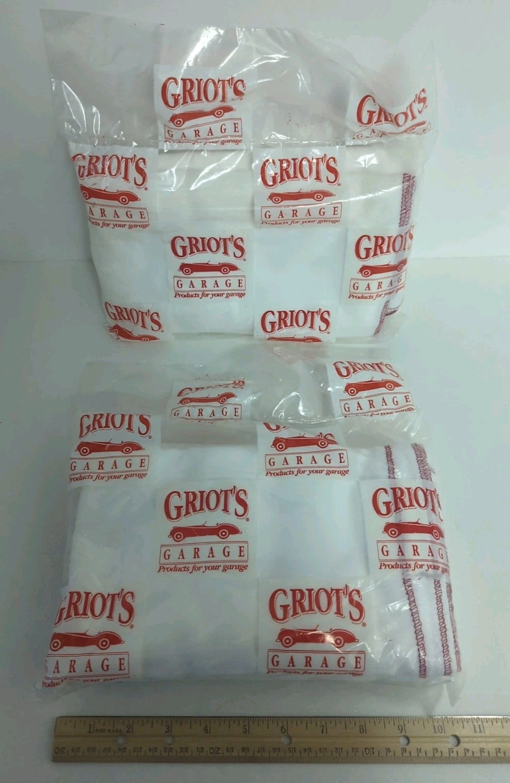 (lot of 2) Griot’s Garage Large Drying Cloth – Sealed & Unused!