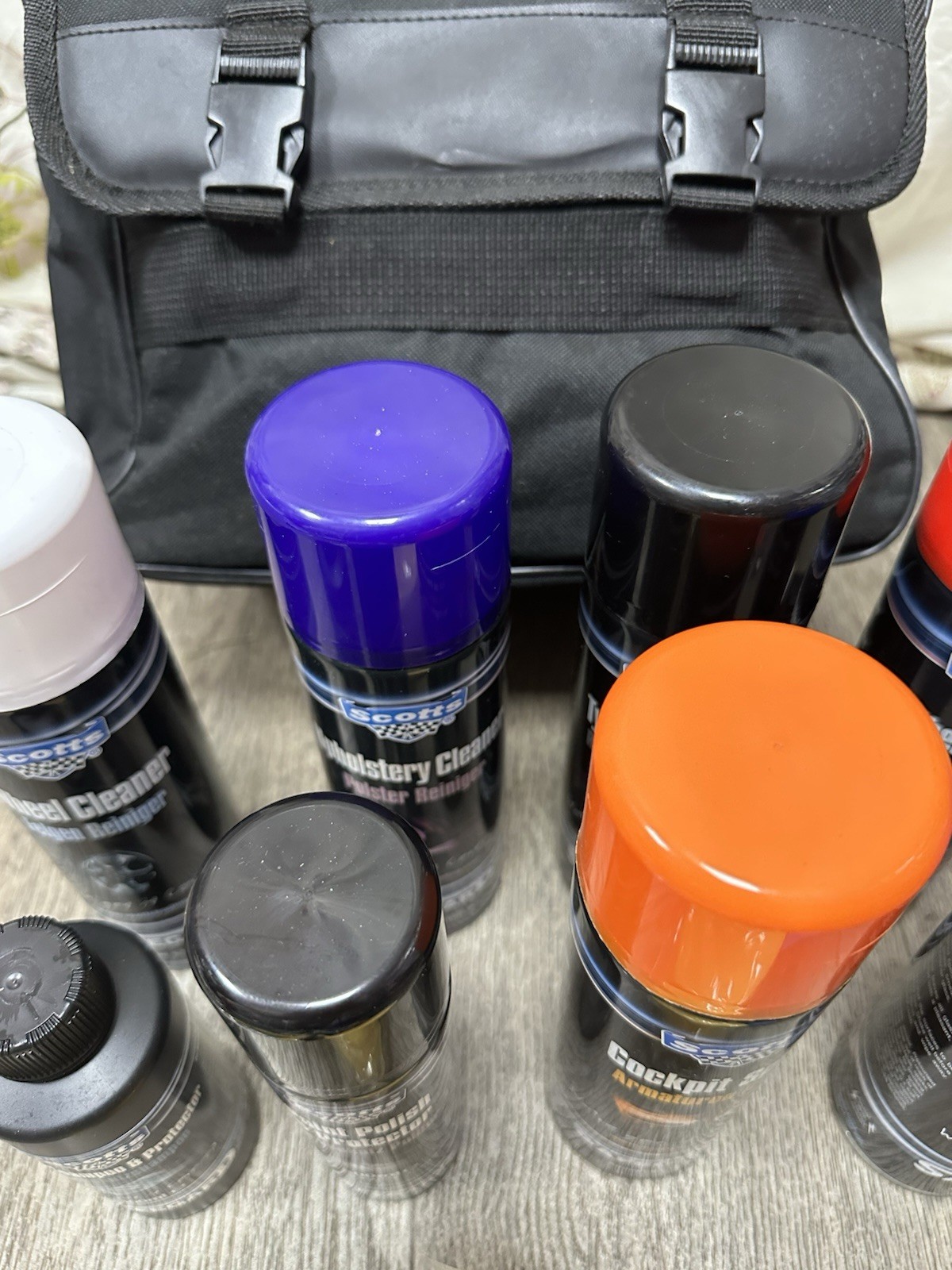 Scotts Safeguard Car Cleaning Kit Car Detailing Kit With Case *Only 1 Spray Used