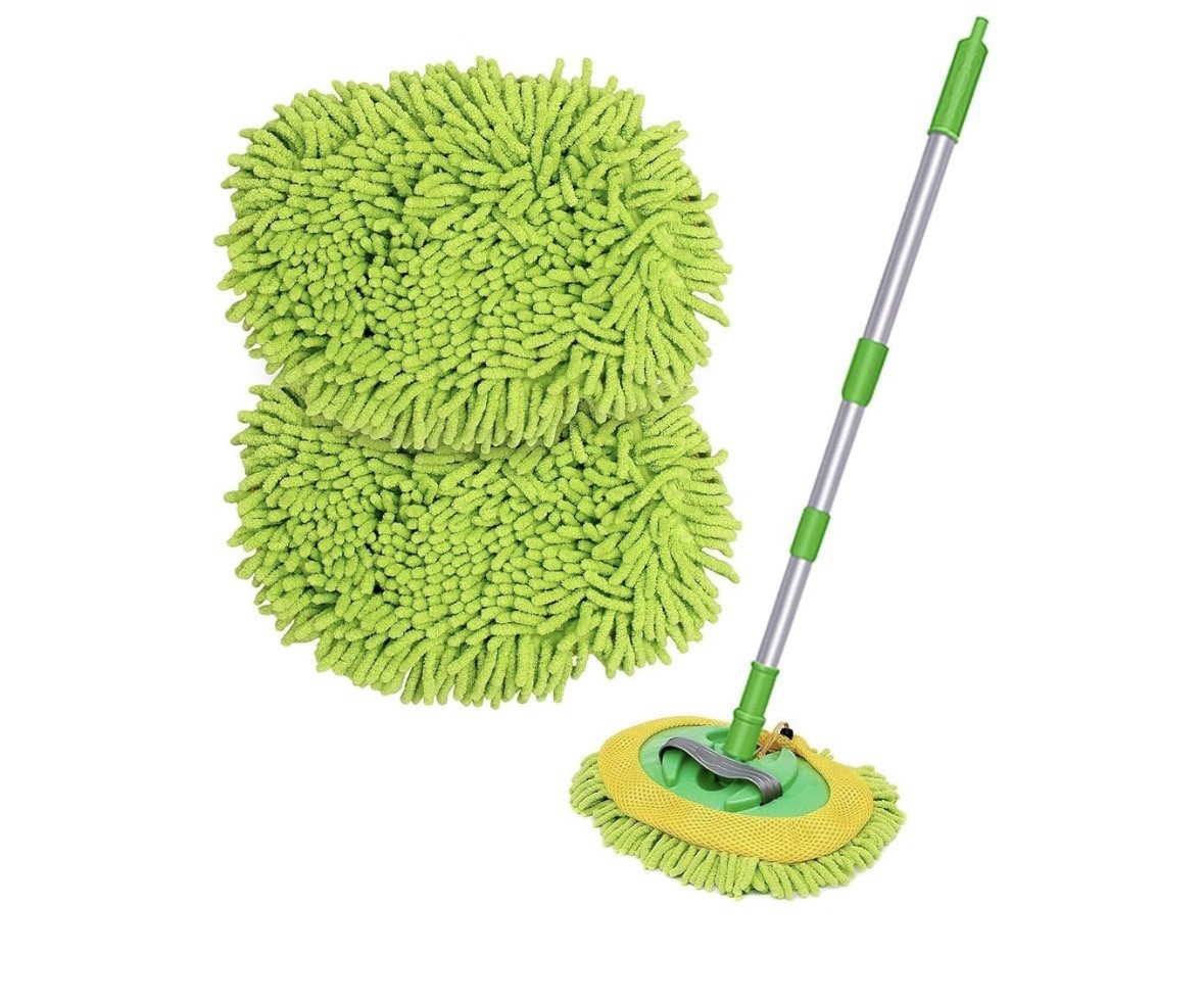 Car Wash Brush & Handle BOGO 2 Expandable Handle 4 Chenille Non-Abrasive Brushes