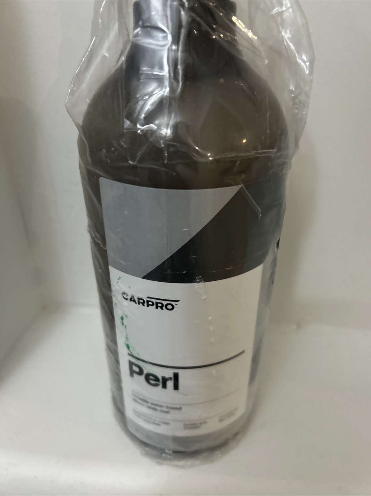 CARPRO PERL Coat Plastic & Rubber Protectant – 1 Liter (34oz)