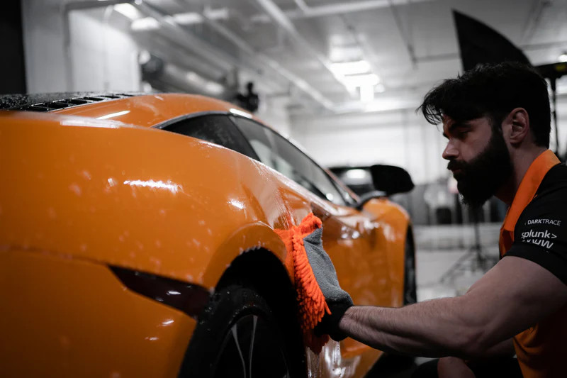 McLaren Ceramic Wash (500ml) + Standard Micro Fiber Cloth