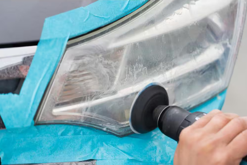 MOTHERS NuLens Headlight Renewal Kit Removes Oxidation, Scratches & Yellowing