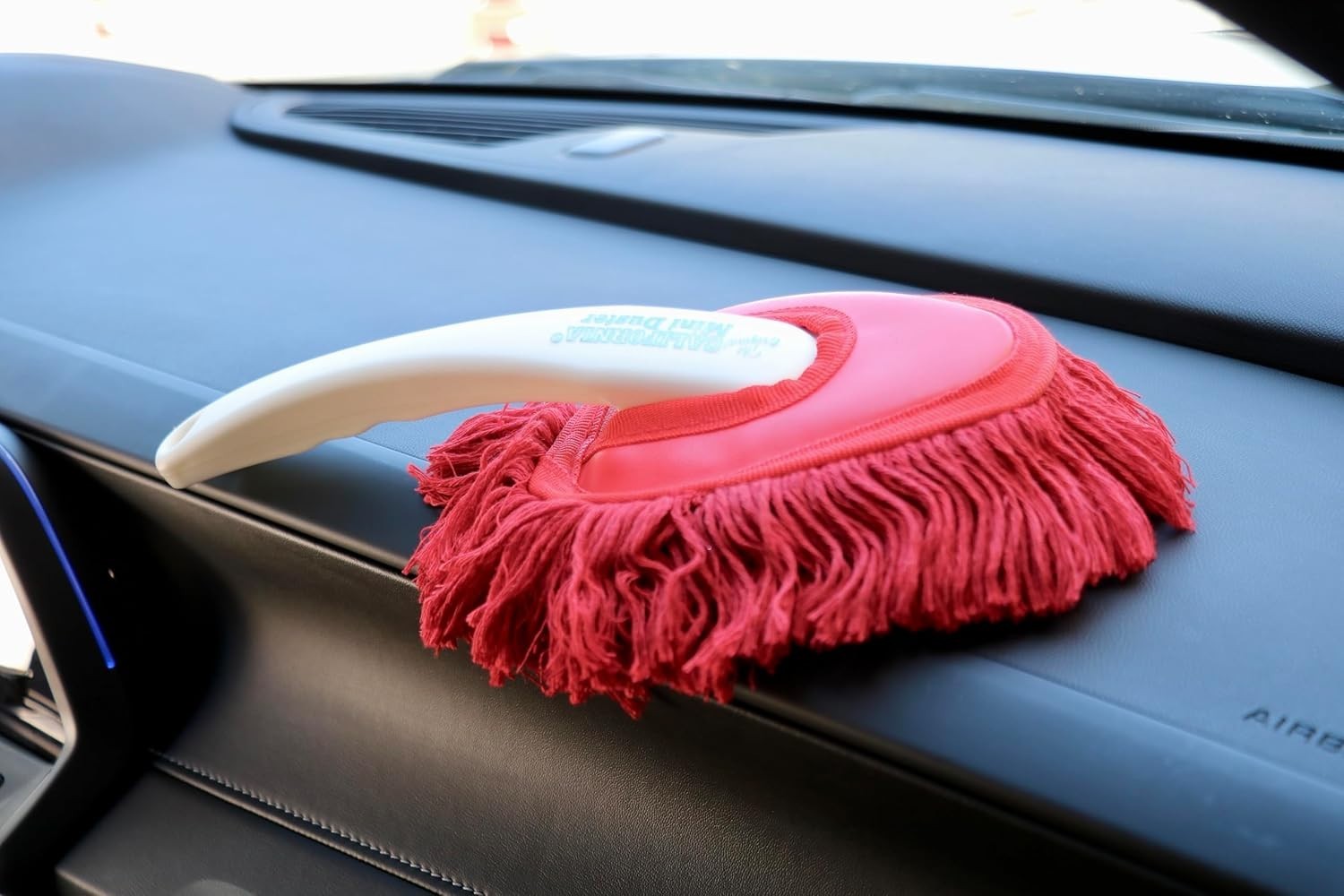 Eco-Friendly Detailing Kit with Dash Duster: Ultimate Car & Household Dust Clean
