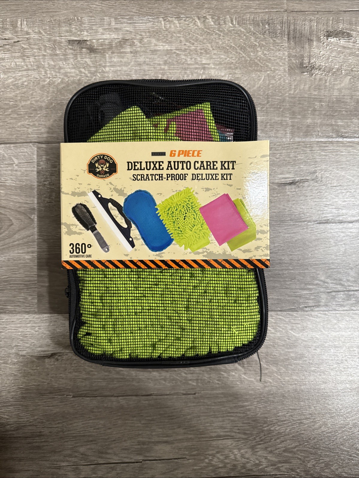 AUTOMOTIVE CARE 6PC. DELUXE KIT GIFT SET.Dirty Dog Garage Brand. New