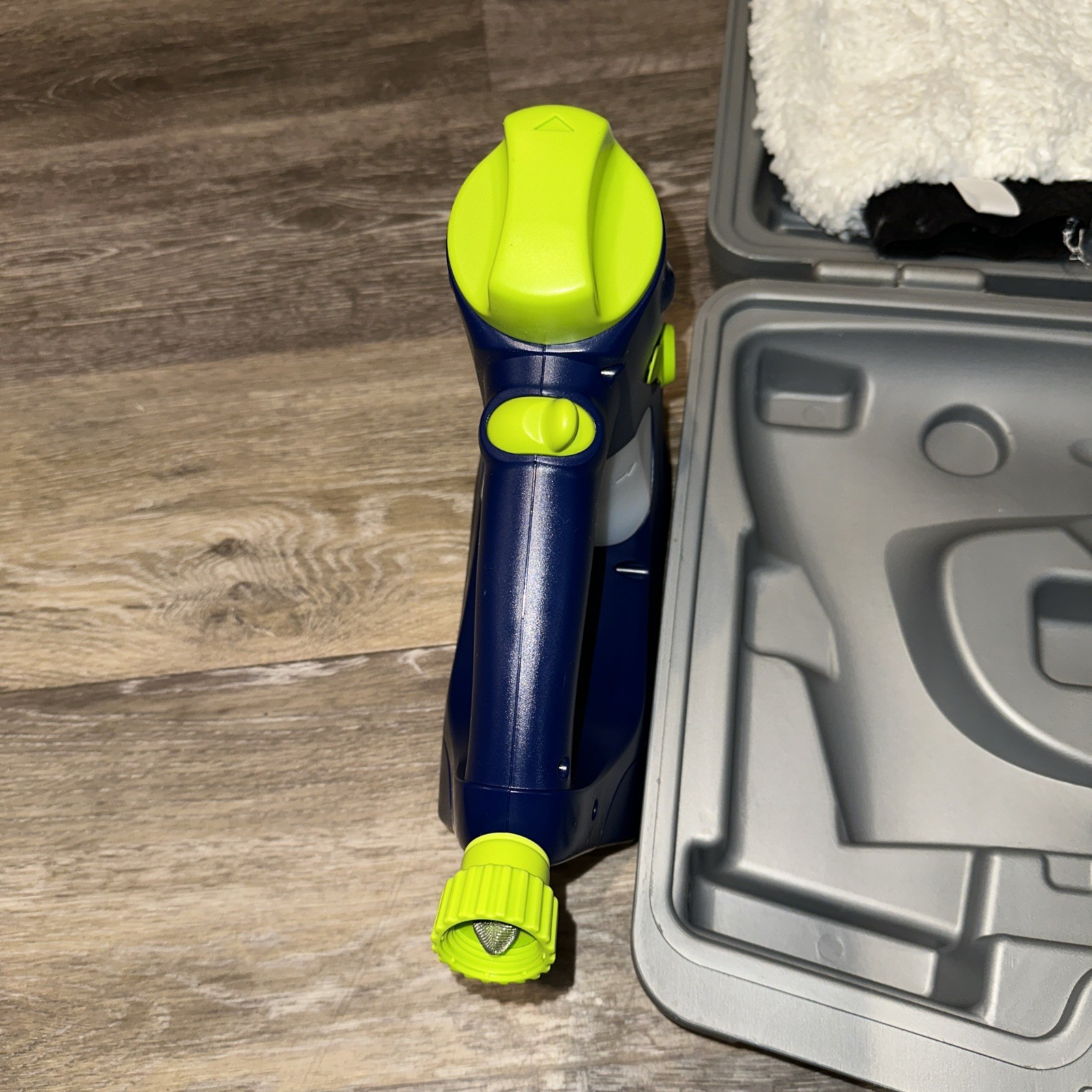 Mr Clean Auto Dry Spot-Free Clean & Shine Car Wash Spray Gun Filter Soap W Case