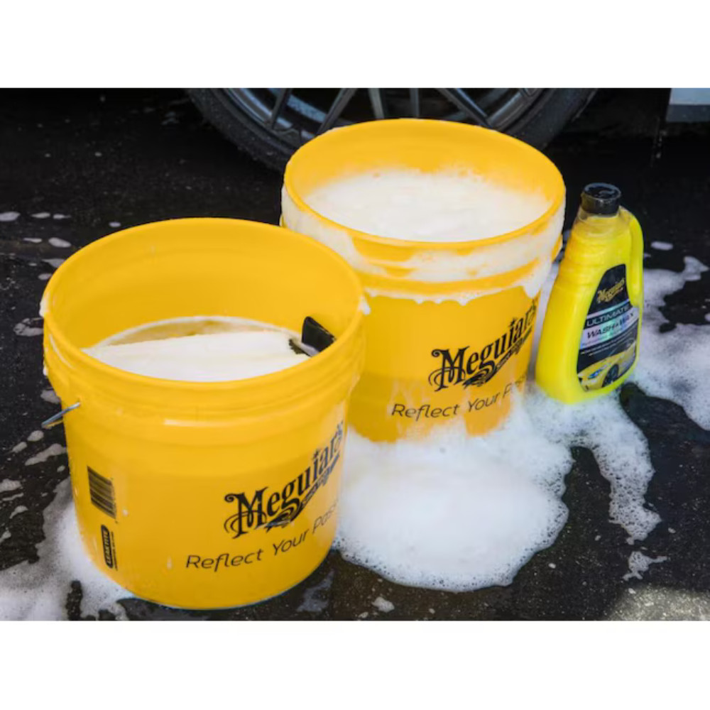 (2 Pack) Meguiar’s G17748 Ultimate Wash & Wax 48oz Car Wash Shampoo Deep Shine