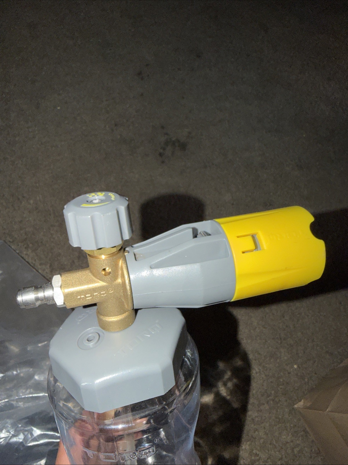 Chemical Guys EQP324 – Big Mouth Max Release Foam Cannon For Pressure Washers
