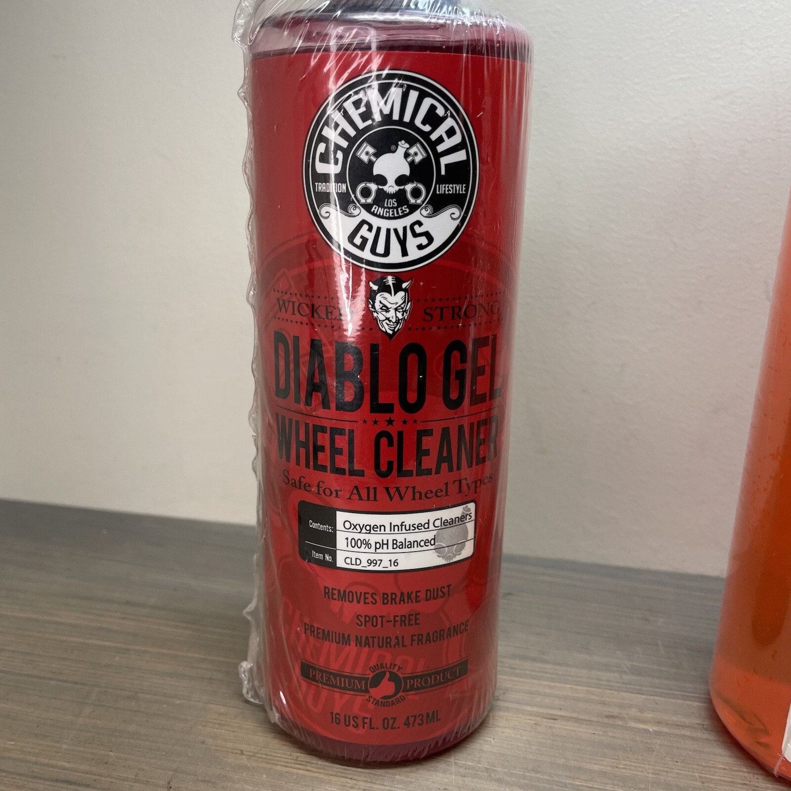 Lot : Chemical Guys Car Wash Products – Maxcoat Wheel Cleaner Diablo Gel Sticky