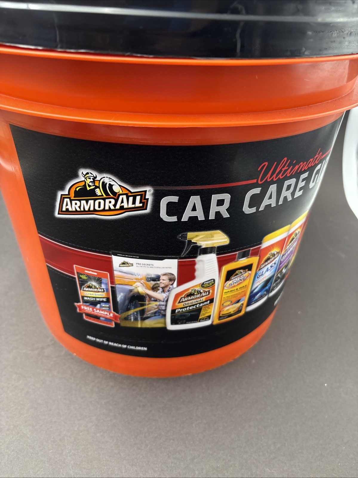 Armor All Car Care Cleaning Kit, Car Detailing 8-Piece Bucket, Wash, Polish, Wax