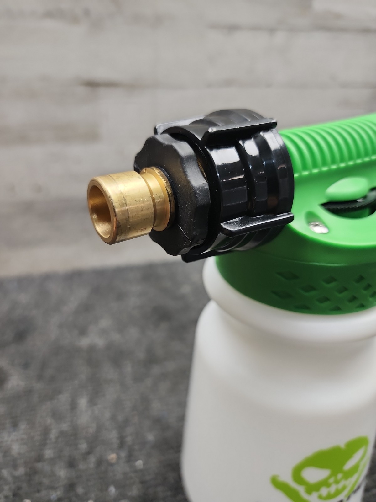Adjustable Dial Foam Gun Cannon Sprayer for Car Wash Soap and Water Hose