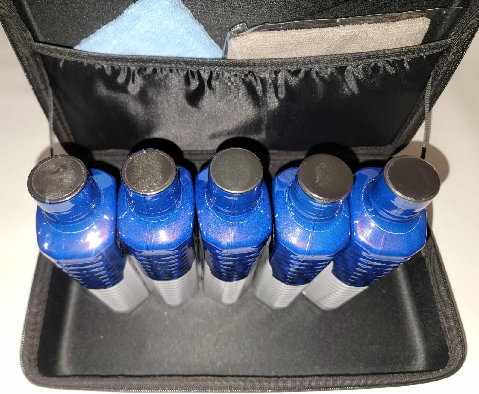 Hendrick Autoguard Car Care System New All Sealed In Sturdy Soft zip up case