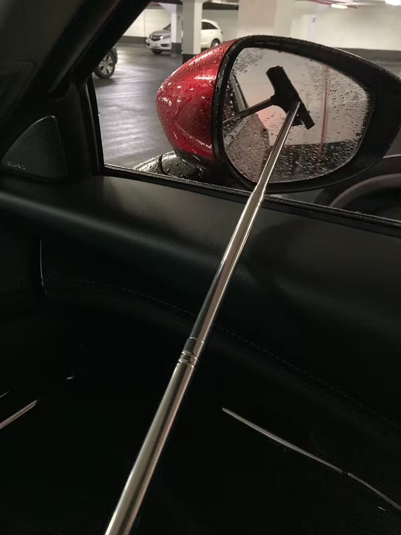 Portable Car Mirror Cleaner