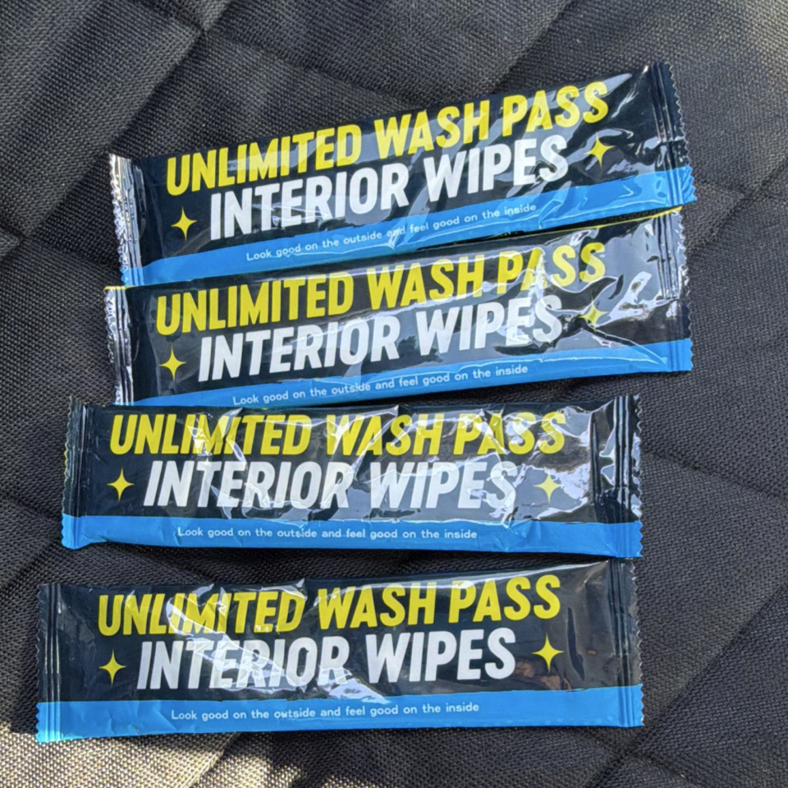 4 Units Of Wipes To Wash The Interior Of The Car