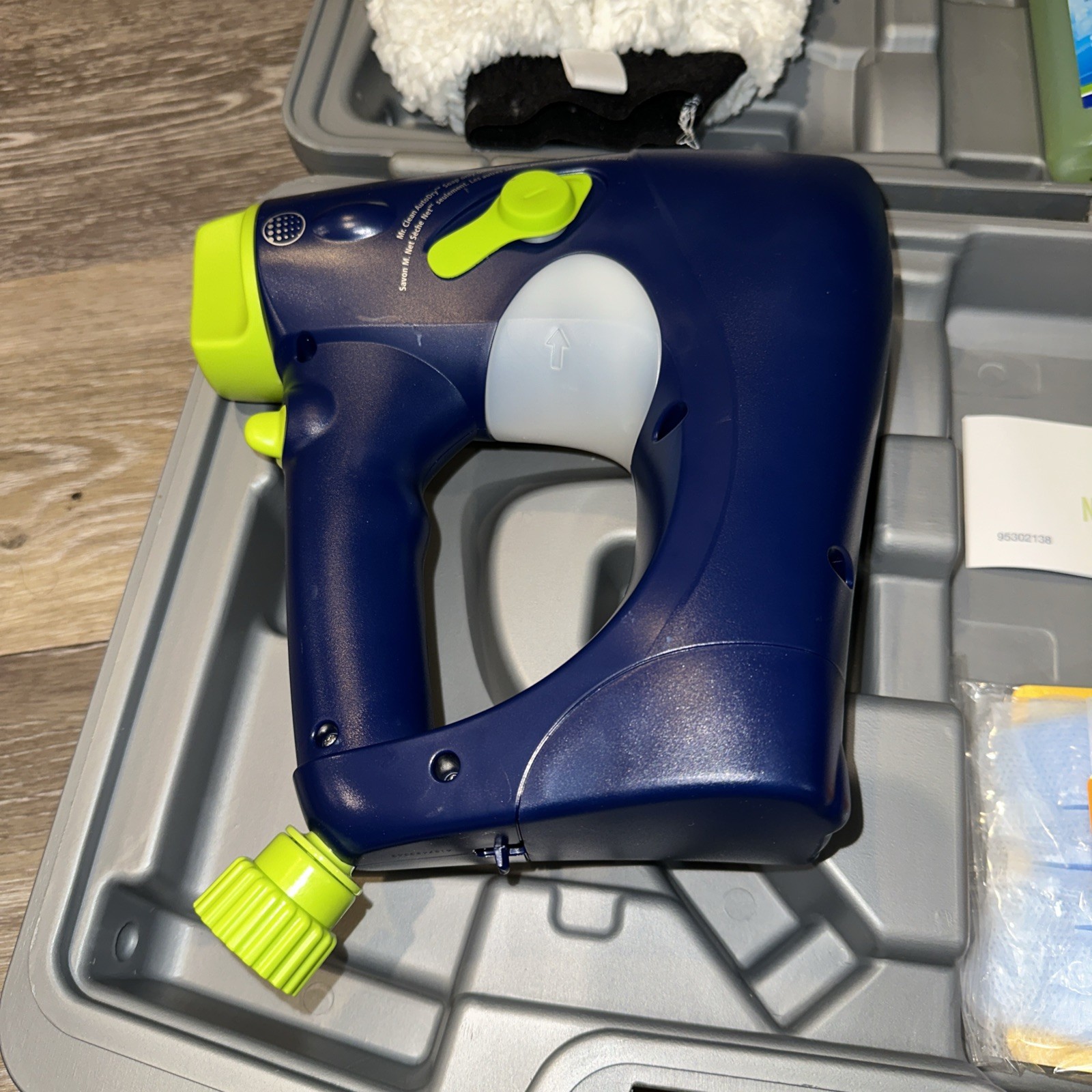 Mr Clean Auto Dry Spot-Free Clean & Shine Car Wash Spray Gun Filter Soap W Case