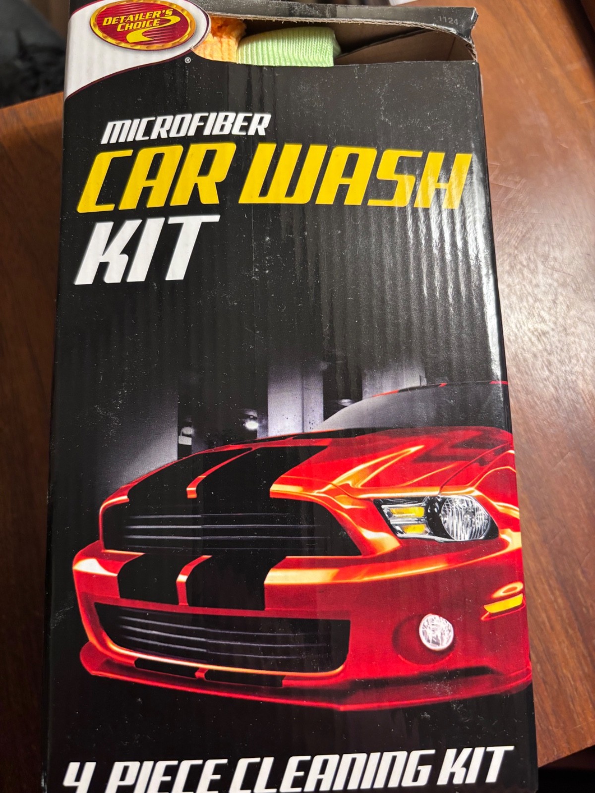 Deluxe Car Wash and Detailing Kit and Bag with Straps