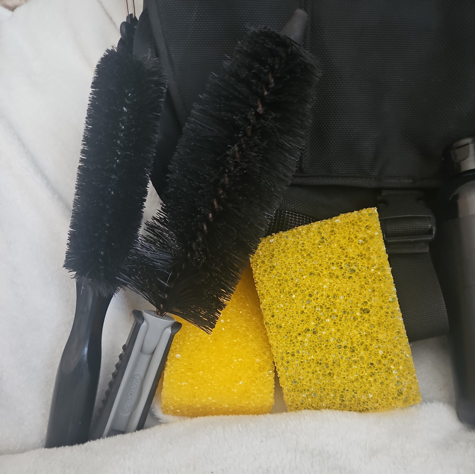 Official Mini Car Cleaning/Valet Kit ~ Accessories Black Bag ~ Brush/Sponges