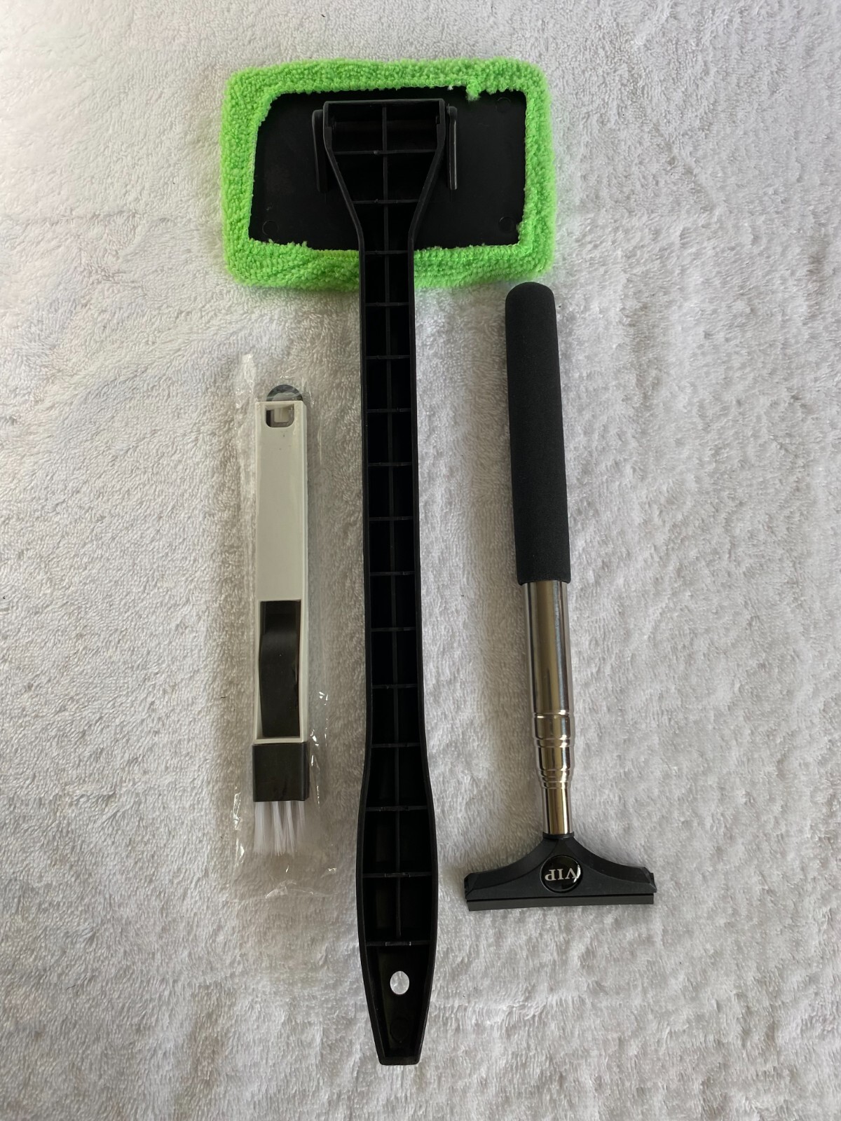3 Pieces Car cleaner.