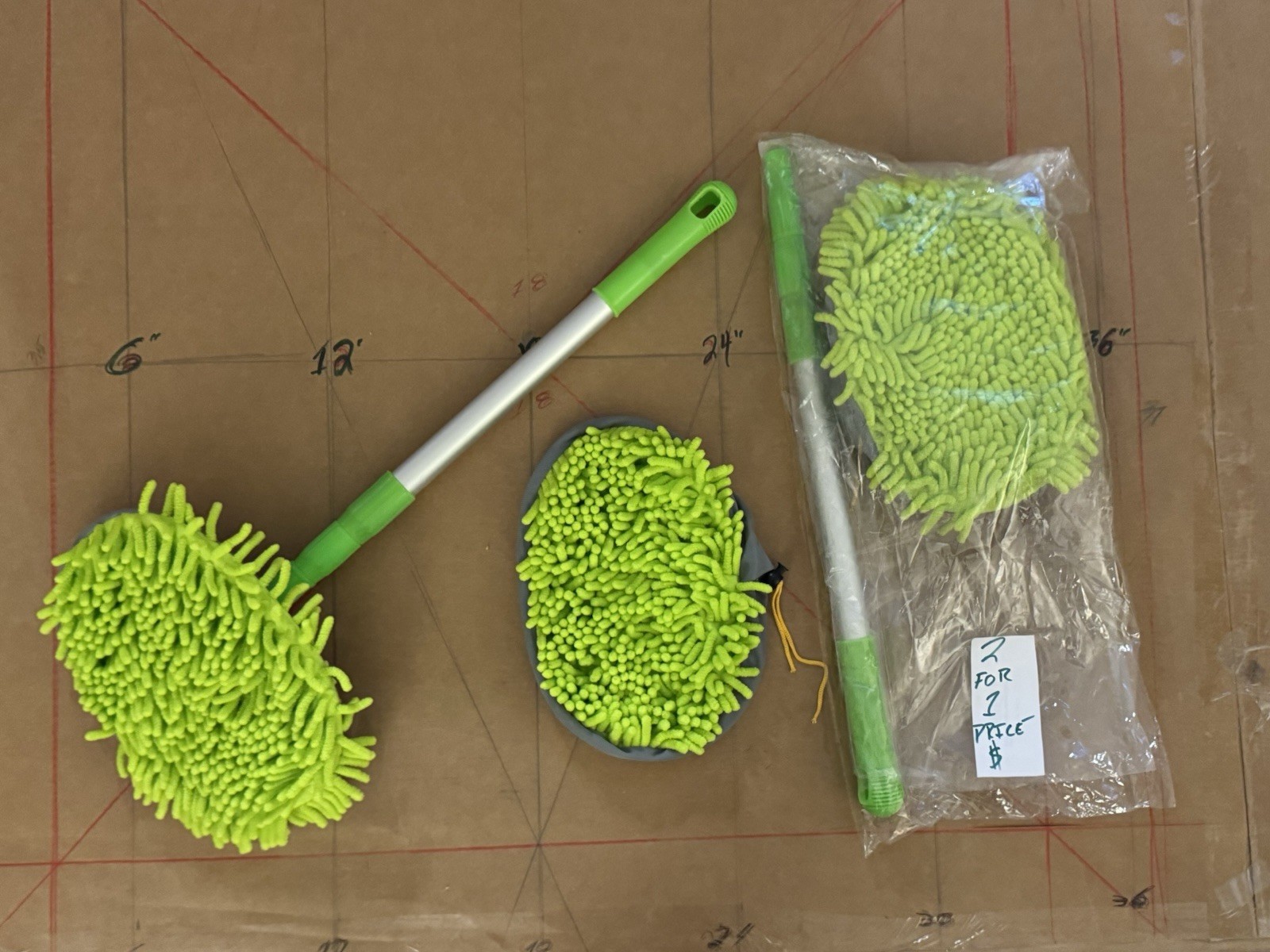 Car Wash Brush & Handle BOGO 2 Expandable Handle 4 Chenille Non-Abrasive Brushes