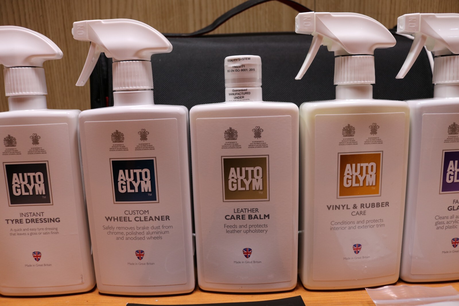 HONDA UNIVERSAL AUTOGLYM LIFESHINE PROFESSIONAL CAR CARE CLEANING KIT
