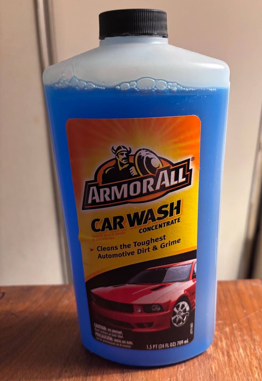 Deluxe Car Wash and Detailing Kit and Bag with Straps
