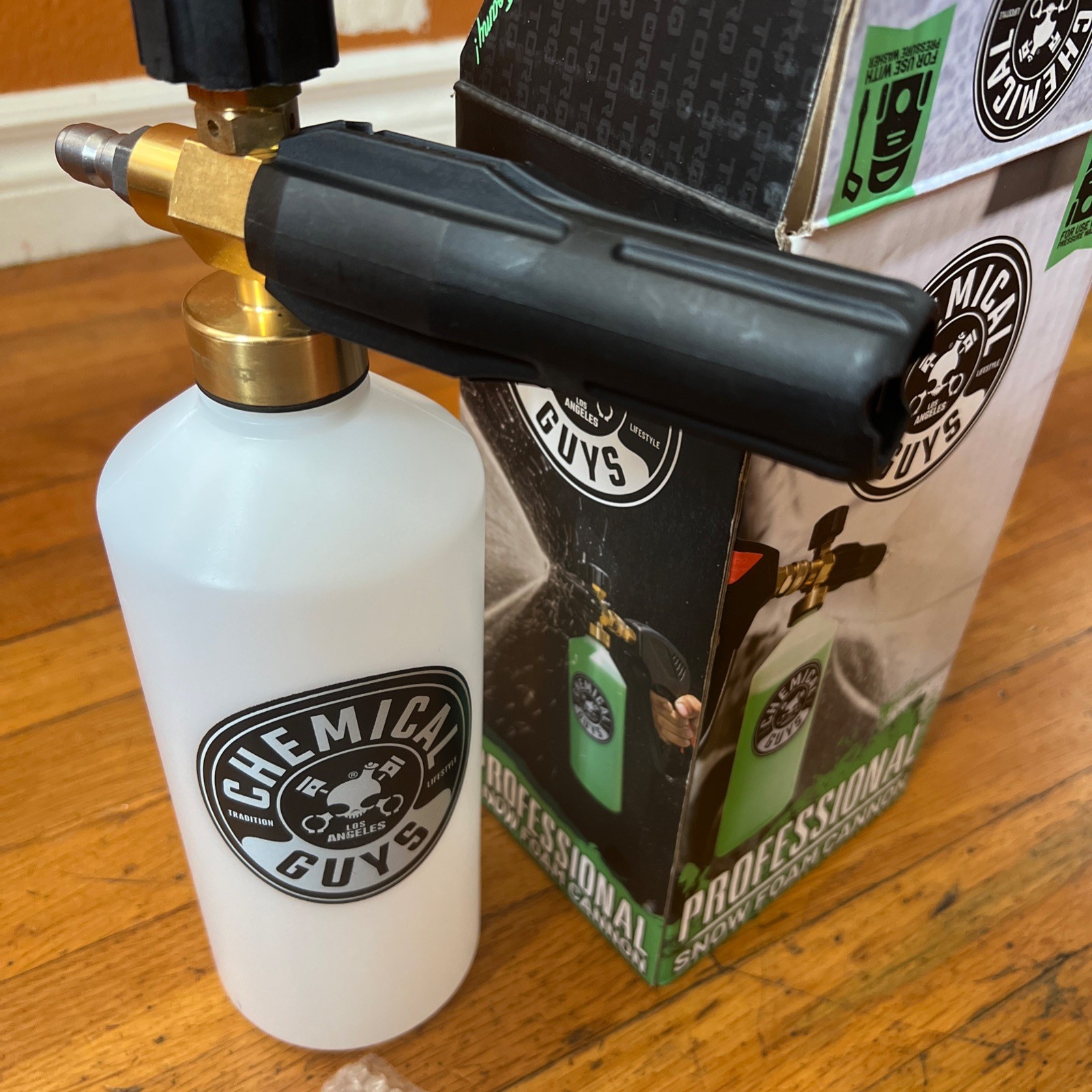 Chemical Guys EQP321 – TORQ Professional Snow Foam Cannon For Pressure Washers