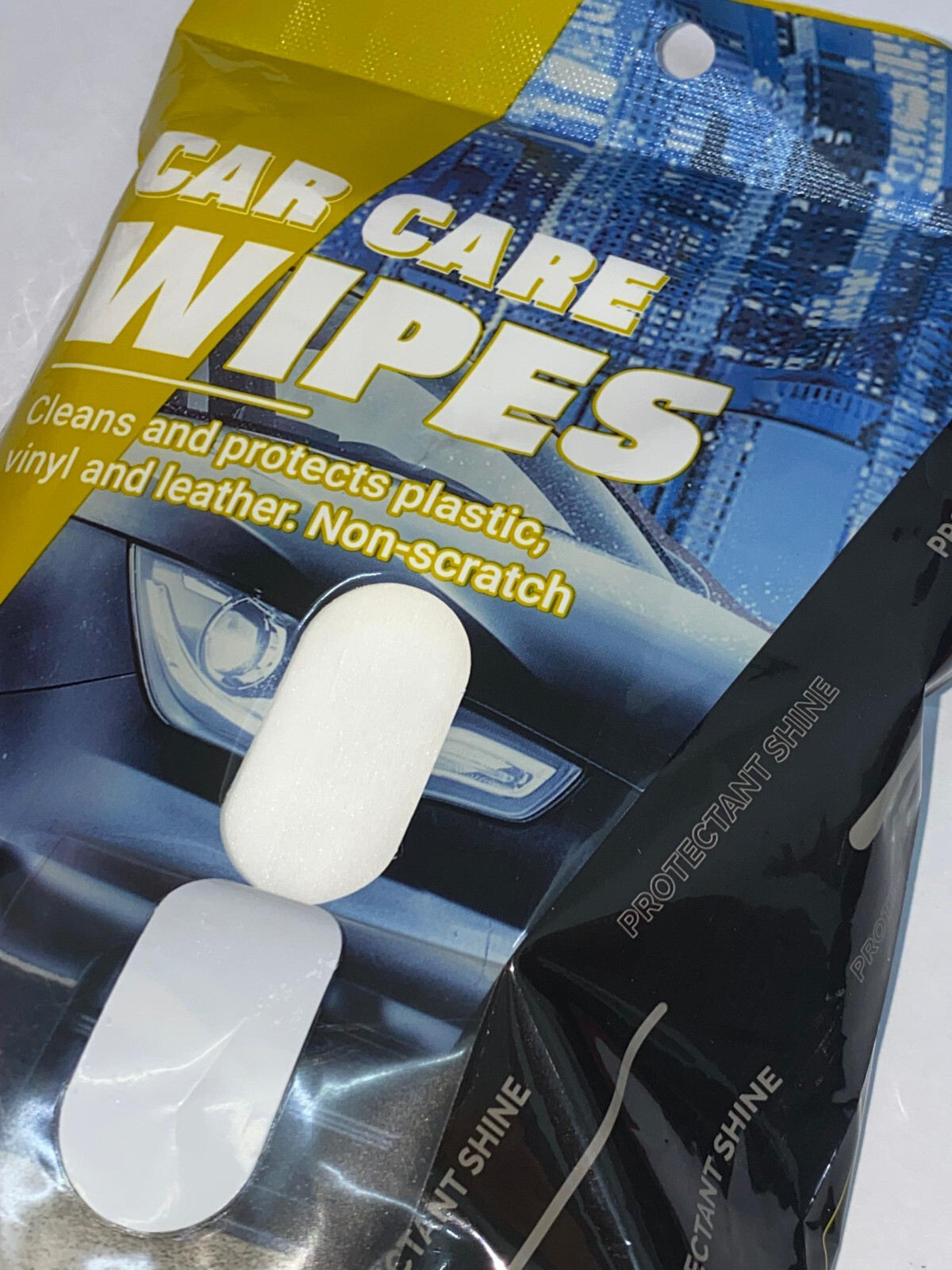 PROTECTANT WIPES CAR CARE PLASTIC,VINYL GUARDS AGAINTS UV Light & Shines