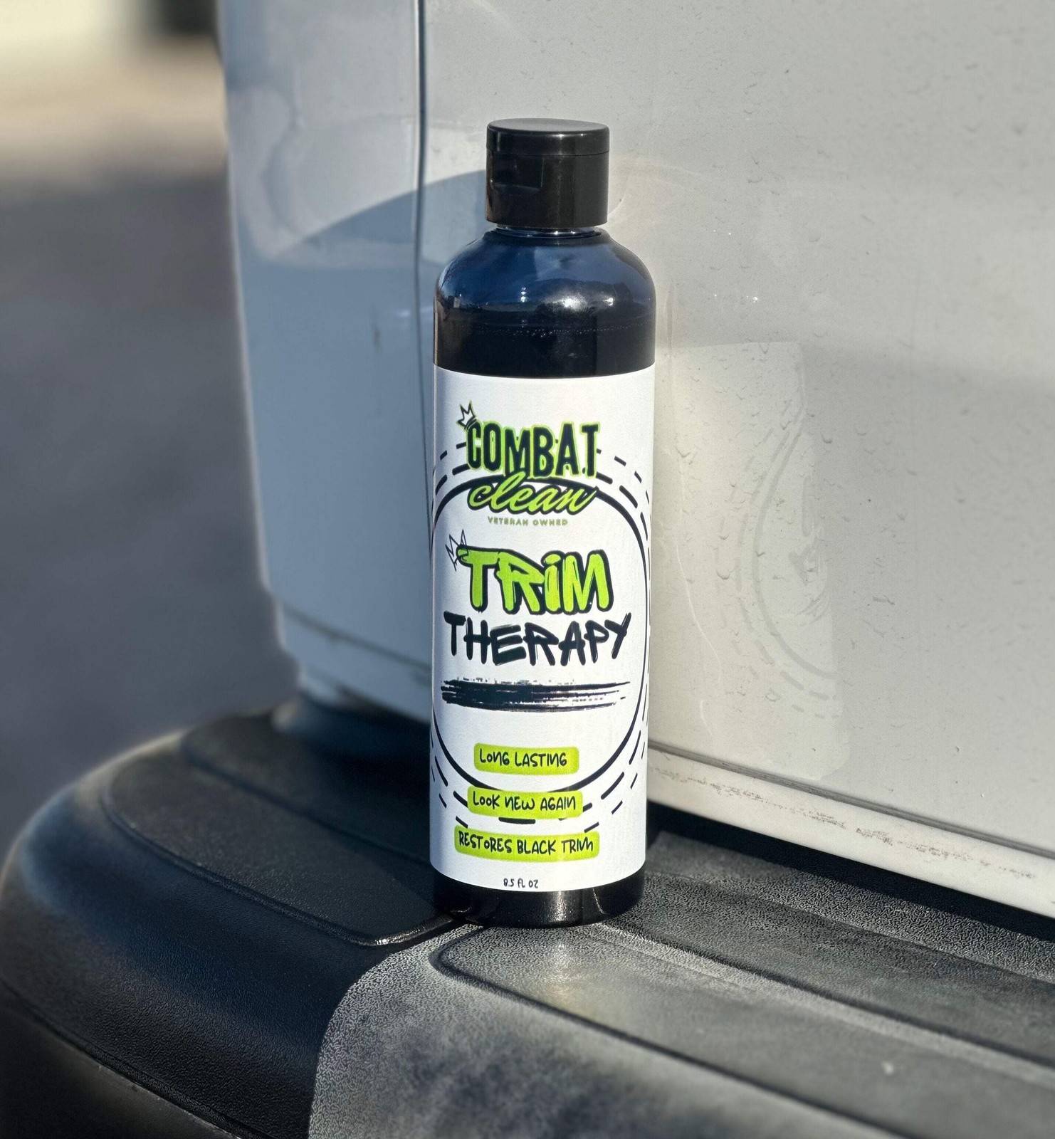 Trim Therapy – (Trim & Plastic Restorer)