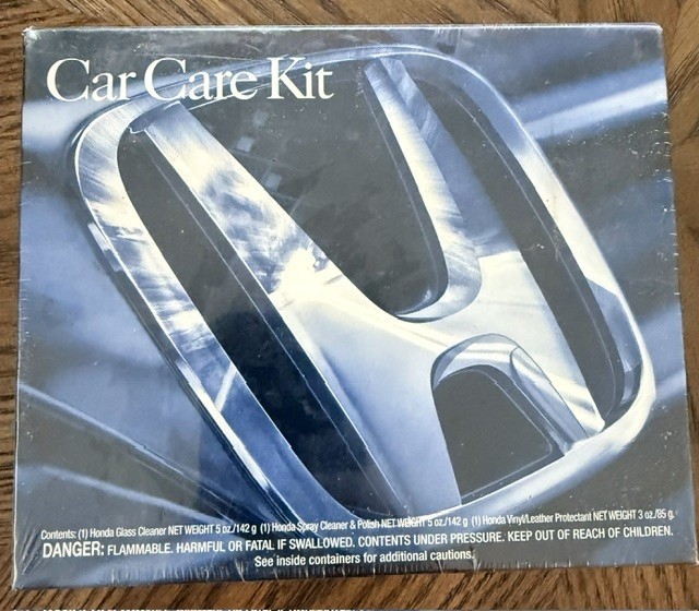 HONDA Genuine Car Care Kit in Original Packaging P/N 08732-9040