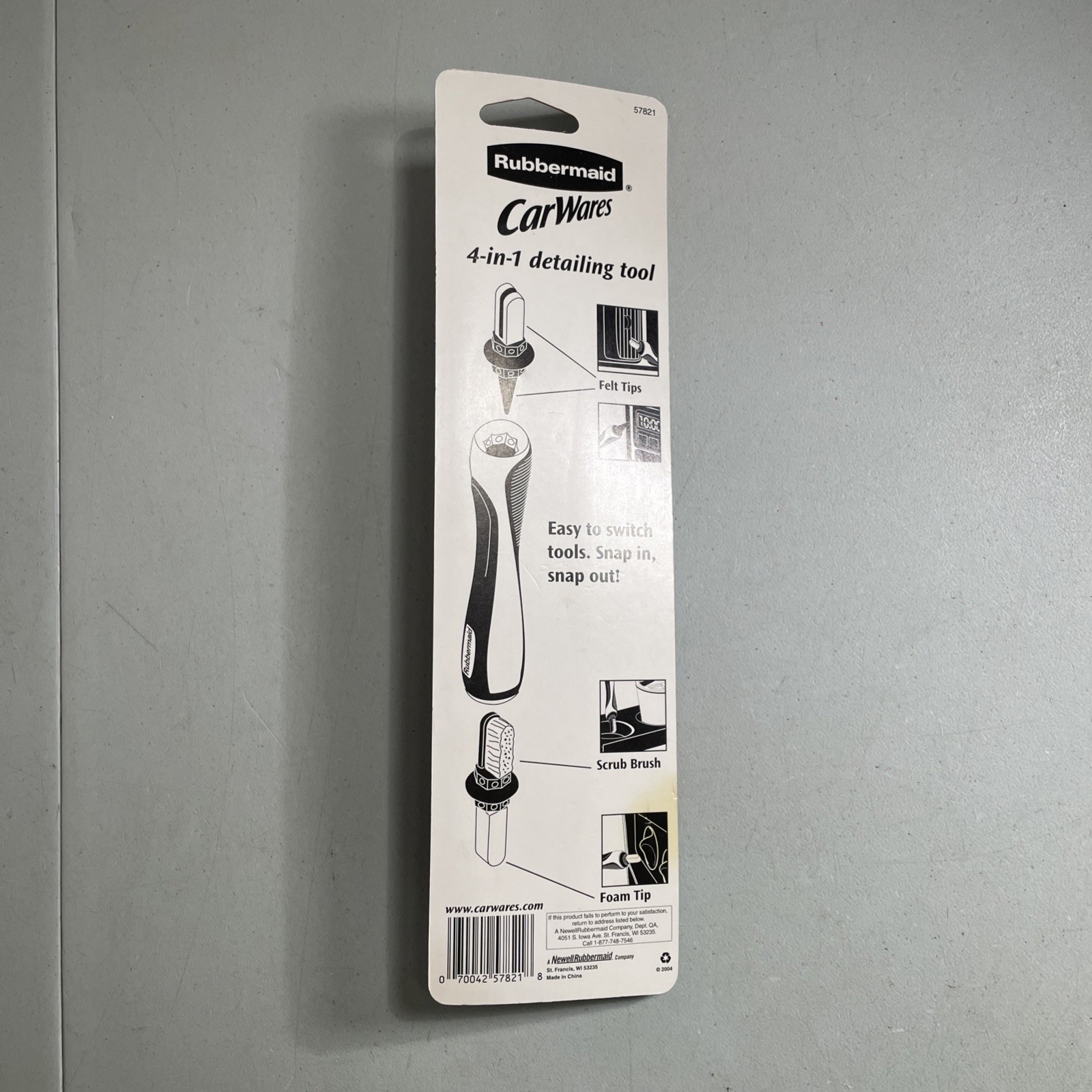 Rubbermaid CarWares 4-in-1 Detailing Tool — Dust Car Vents & Remove Dirt